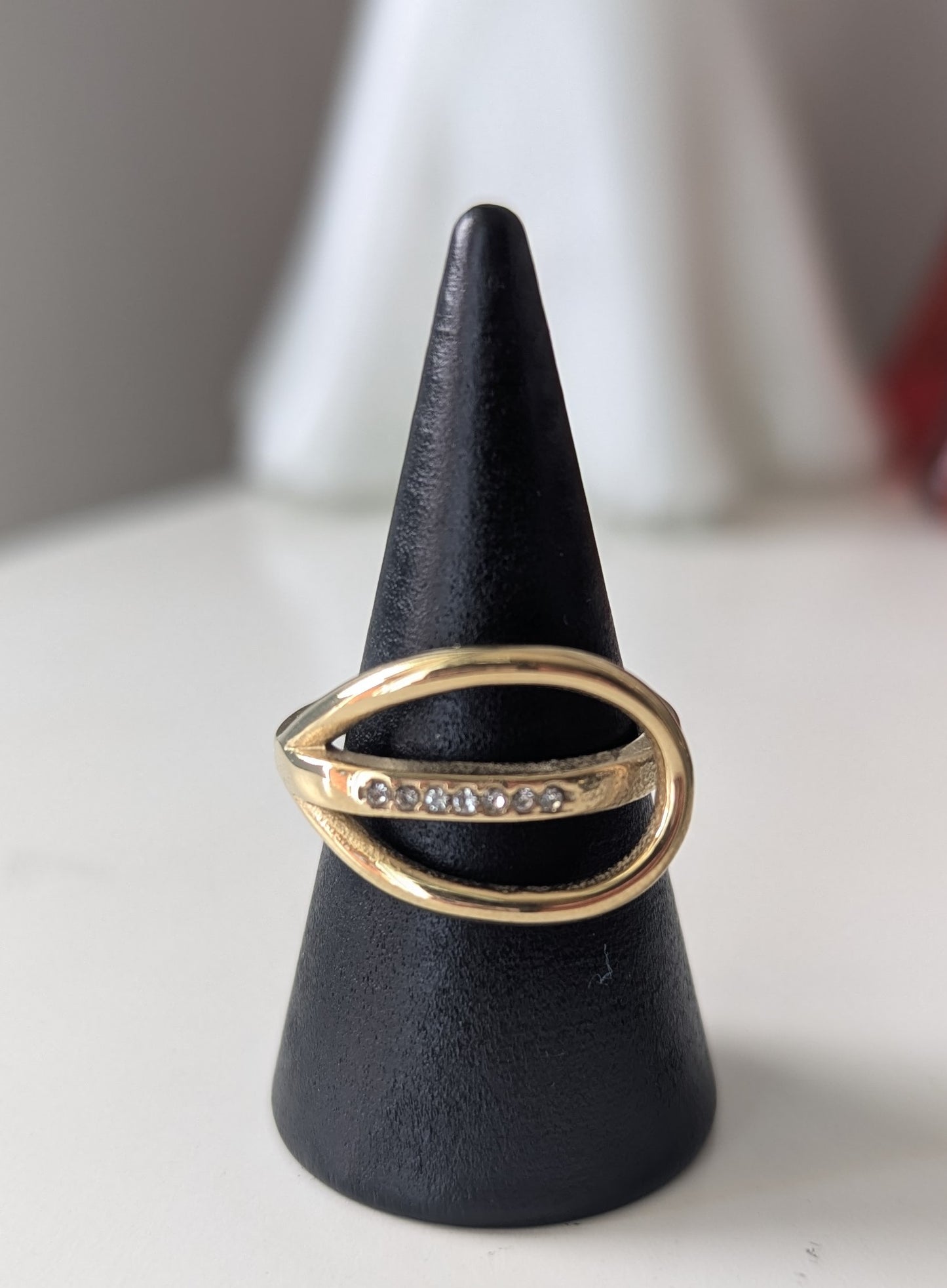 Ring - London