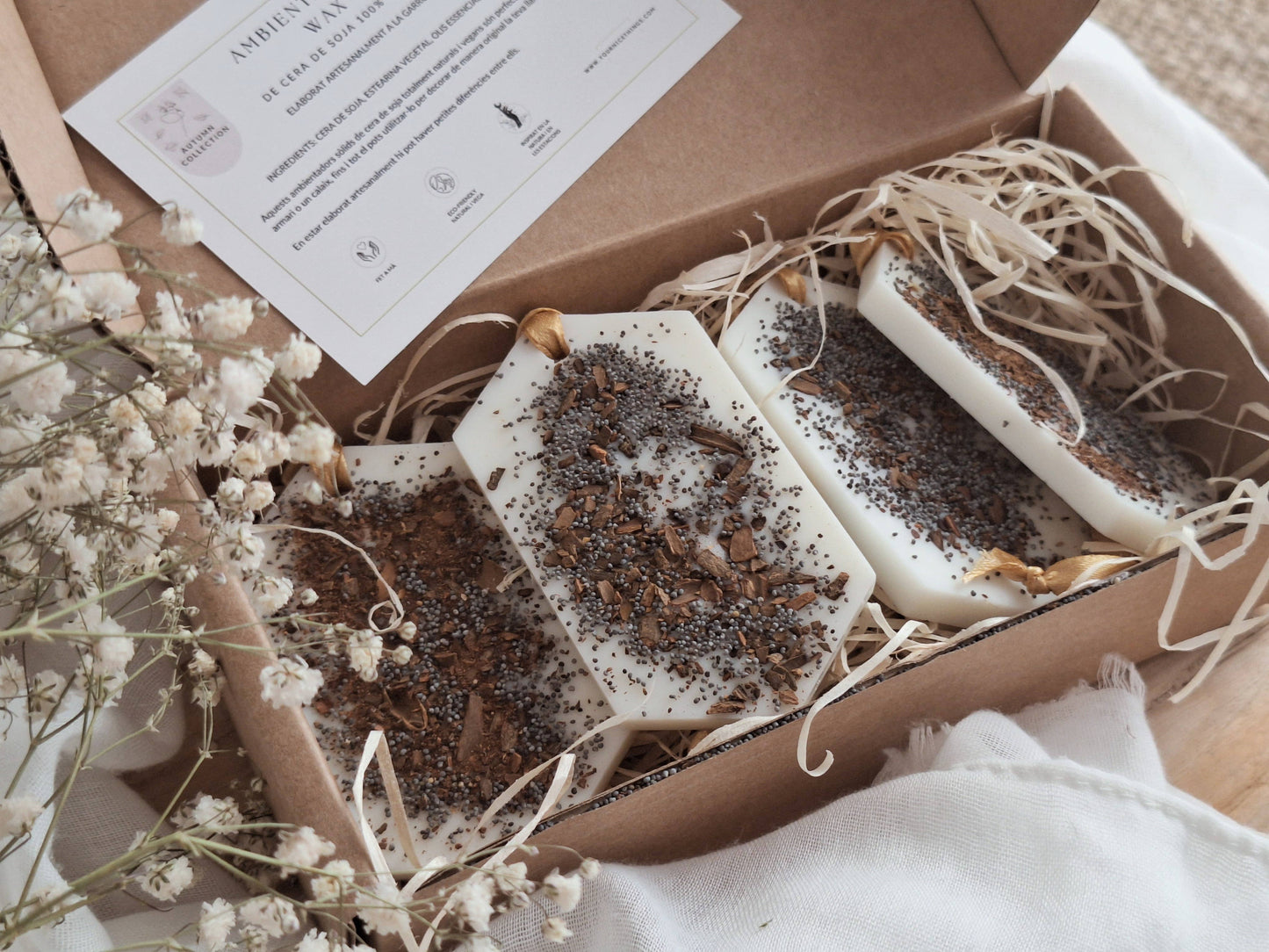 Autumn collection soy wax bars with warm cedar and creamy sandalwood scent