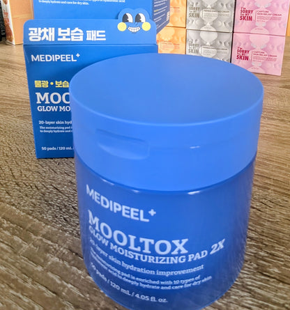 MEDIPEEL – Mooltox Glow Moisturizing Pads 120ml (50 pcs)